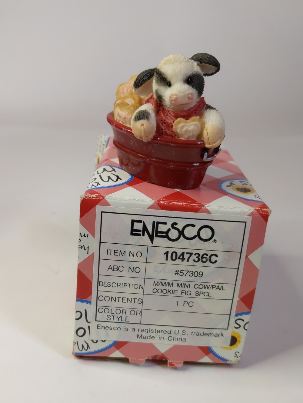 Vintage Enesco Mary's Moo Moos 'Your Love Is So Sweet' Figurine
